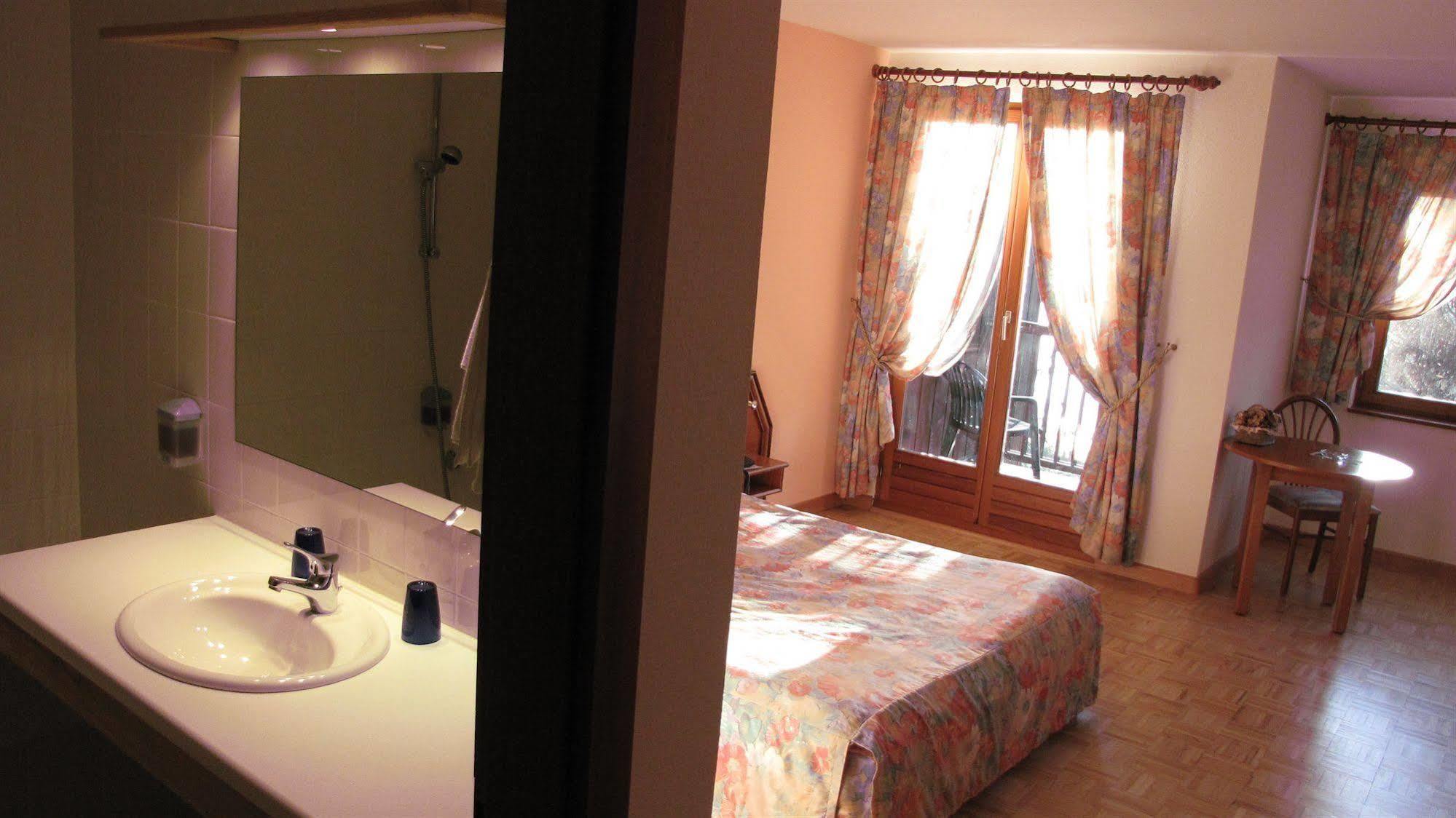 Hotel Le Caballin Vogelgrun Ngoại thất bức ảnh